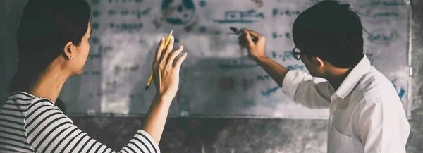1.2.8. Cálculo Diferencial – Asíntotas con Límites.